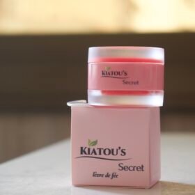 Gommage et crème pour les lèvres 2en 1