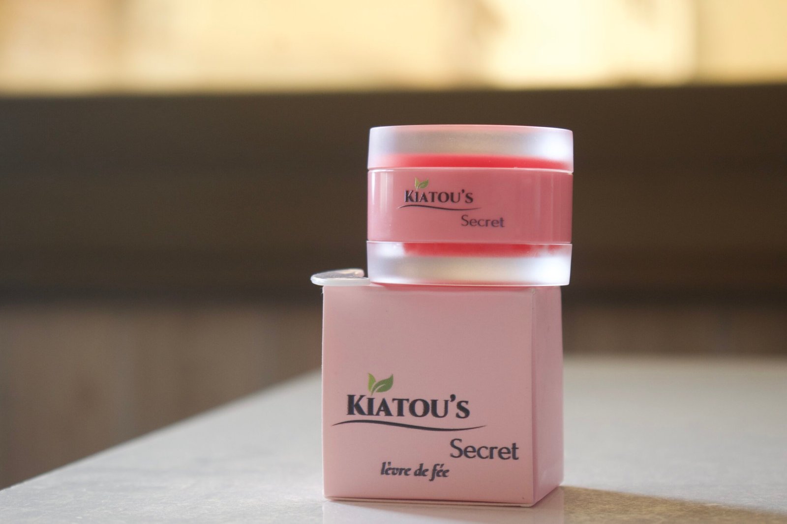 Gommage et crème pour les lèvres 2en 1